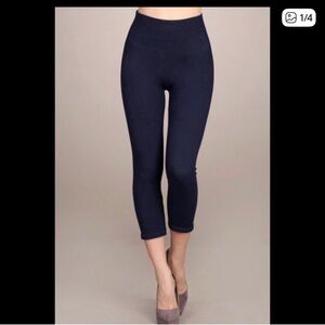 M. Rena Tummy Tuck Cropped Leggings